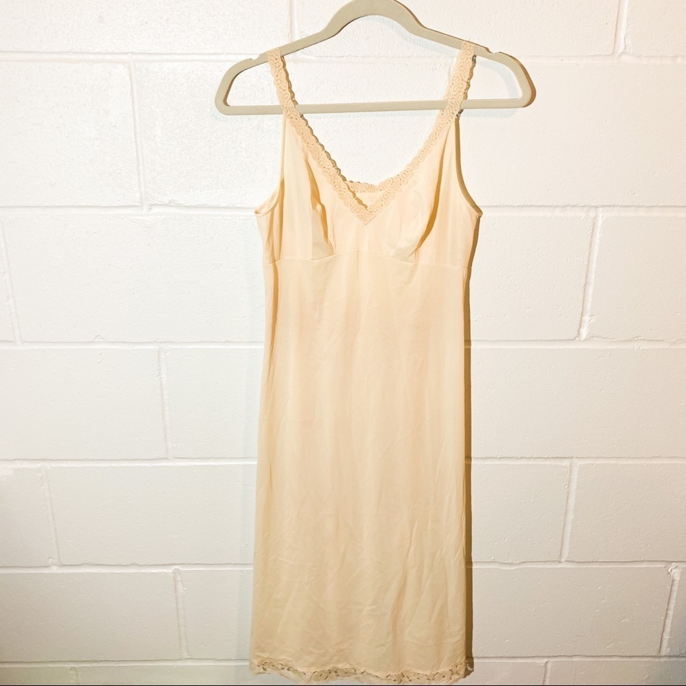Vintage Vanity Fair Body Slip